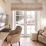 Reethaus Am Kliff Holiday home *